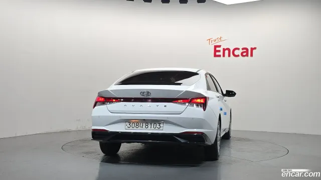 Hyundai Elantra (Avante)