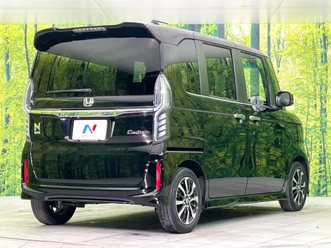 Honda N-BOX Custom