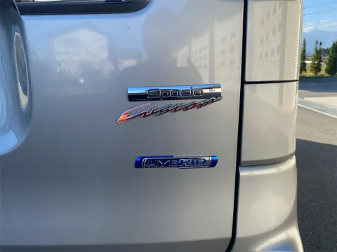 Suzuki Spacia