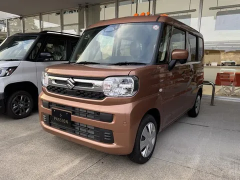 Suzuki Spacia