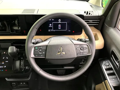 Mitsubishi Delica Mini