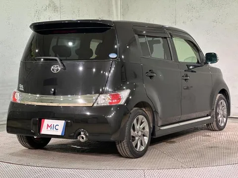Toyota bB