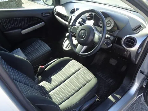 Mazda Mazda2 (Demio)