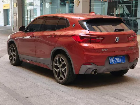 BMW X2