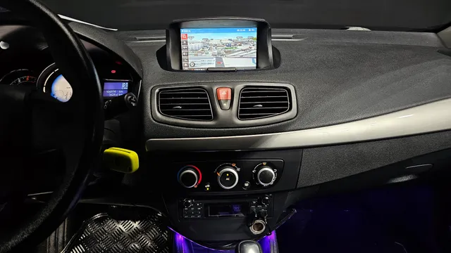 Renault SM3