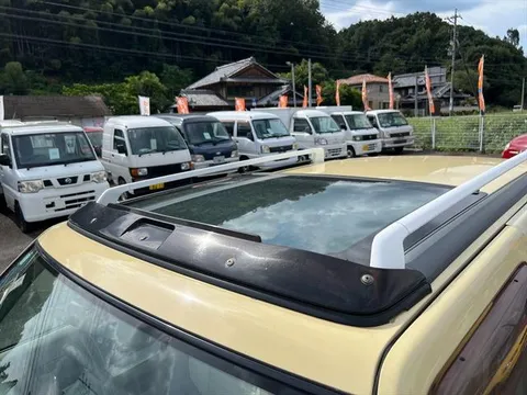 Nissan Rasheen