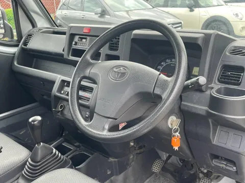 Toyota Pixis Truck