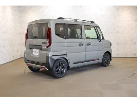 Suzuki Spacia Gear