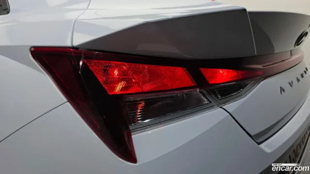 Hyundai Elantra (Avante)