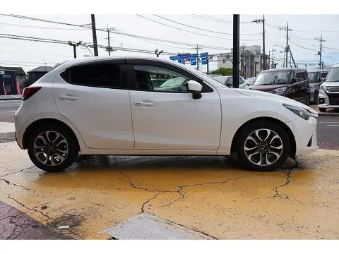 Mazda Mazda2 (Demio)