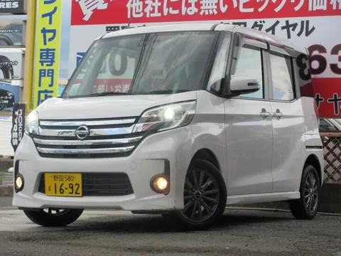 Nissan Dayz Roox