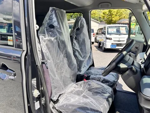 Suzuki Spacia Base