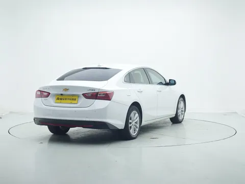 Chevrolet Malibu XL
