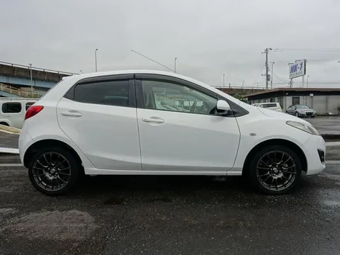 Mazda Mazda2 (Demio)