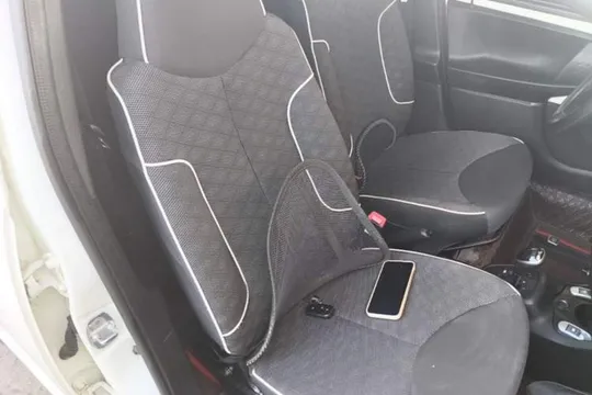 BYD F0