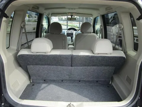 Nissan Otti