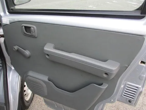 Mitsubishi Minicab Van