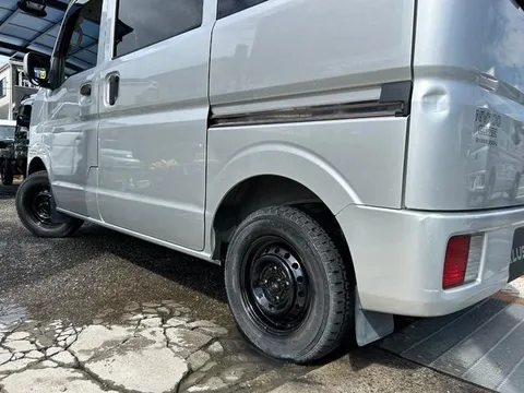 Nissan Clipper