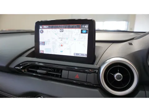 Mazda MX-5 (Roadster)