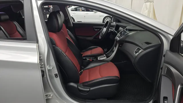 Hyundai Elantra (Avante)