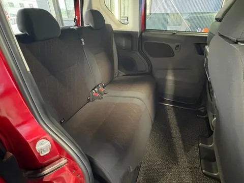 Mitsubishi eK X Space