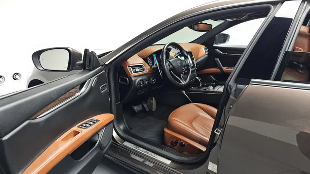 Maserati Ghibli