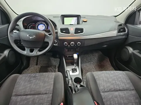 Renault SM3