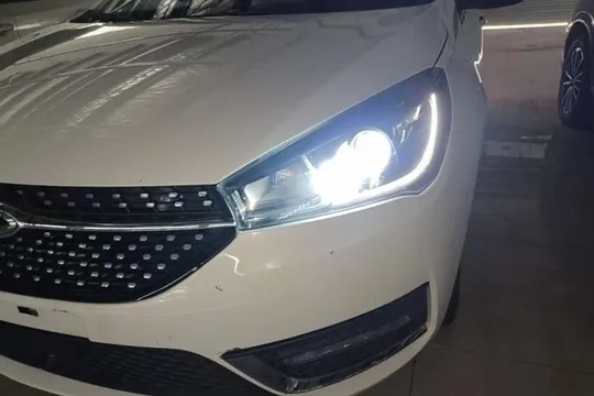 Chery Arrizo 5