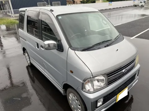 Daihatsu Atrai Wagon