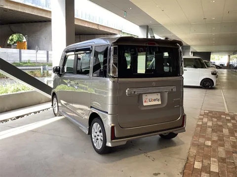 Suzuki Spacia Custom