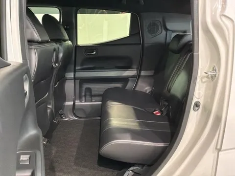 Honda N-BOX Slash