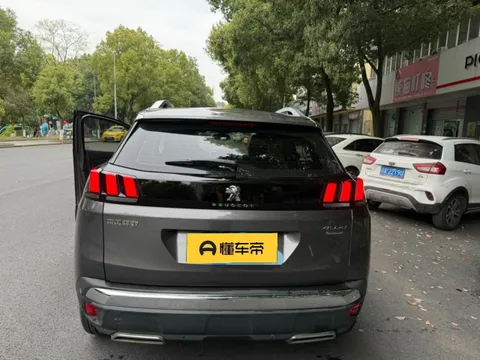 Peugeot 4008