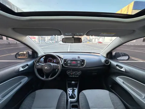 Kia Pegas