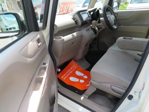 Honda N-BOX Plus