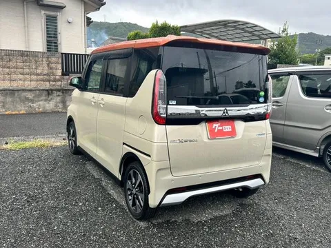 Mitsubishi eK X Space