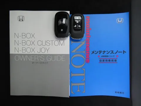 Honda N-BOX Custom