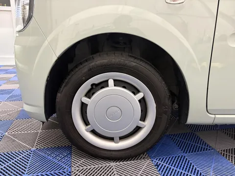 Daihatsu Mira Tocot