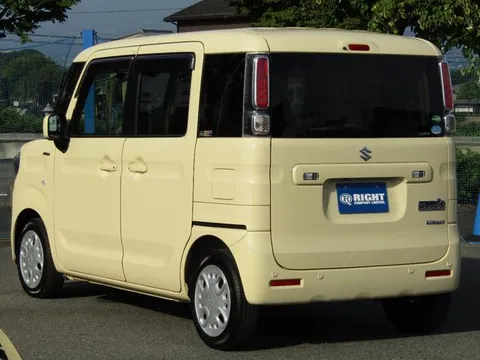 Suzuki Spacia