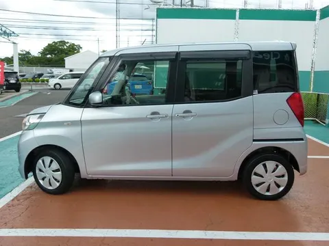 Mitsubishi eK Space