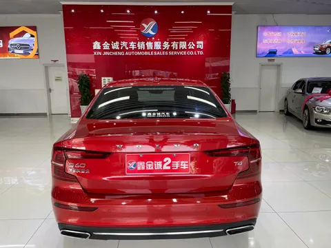 Volvo S60