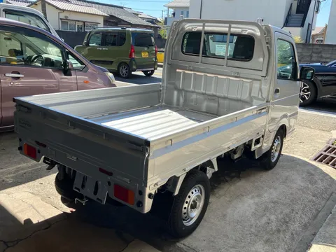 Nissan Clipper Truck