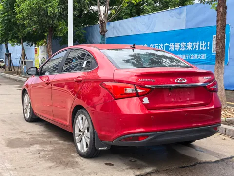 Chery Arrizo 5