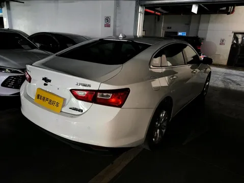 Chevrolet Malibu XL