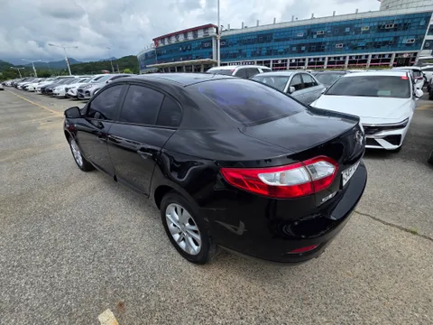 Renault SM3