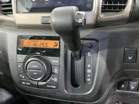 Suzuki Spacia Custom Z