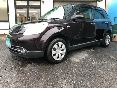 Mazda Verisa