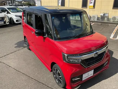 Honda N-BOX Custom