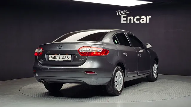 Renault SM3