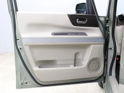 Honda N-BOX Slash