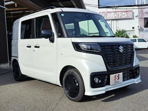 Suzuki Spacia Base
